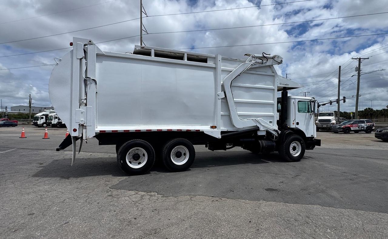 2007 Mack MR688S 40 yd. EZ Pack Front Loader Garbage Truck Tampa FL