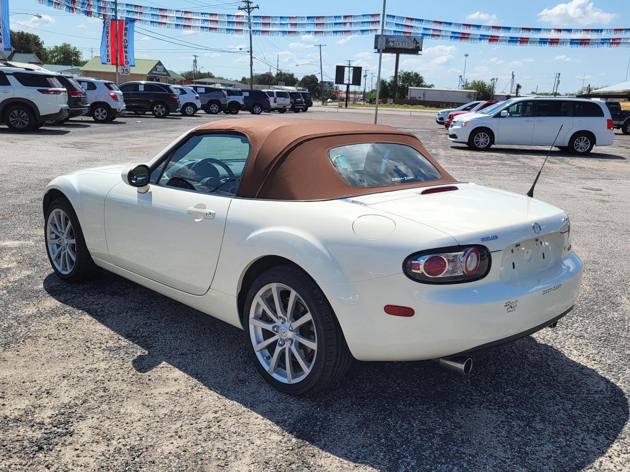 2007 Mazda MX-5 Miata 2dr Conv Auto Grand Touring Beeville TX