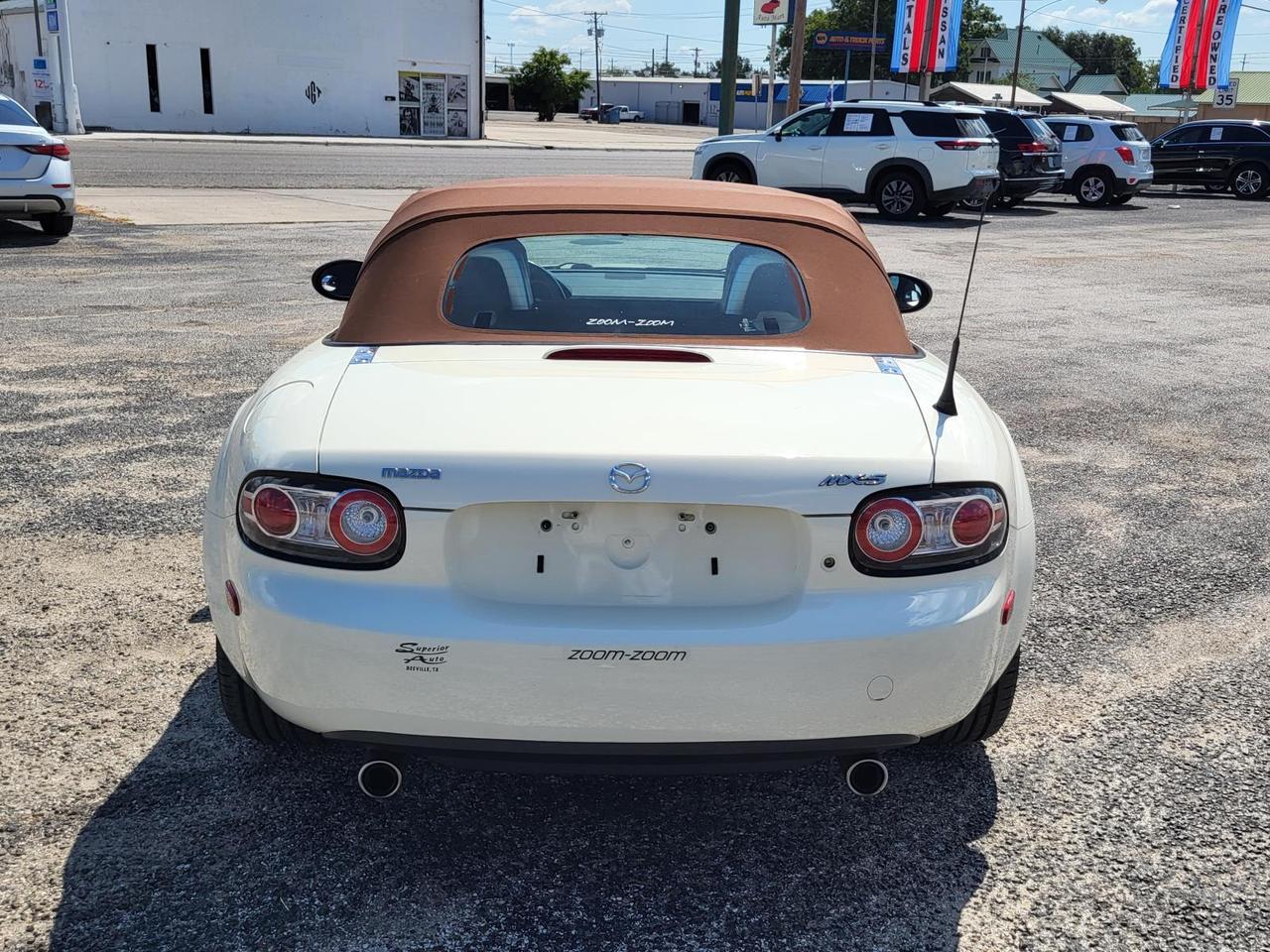 2007 Mazda MX-5 Miata 2dr Conv Auto Grand Touring Beeville TX