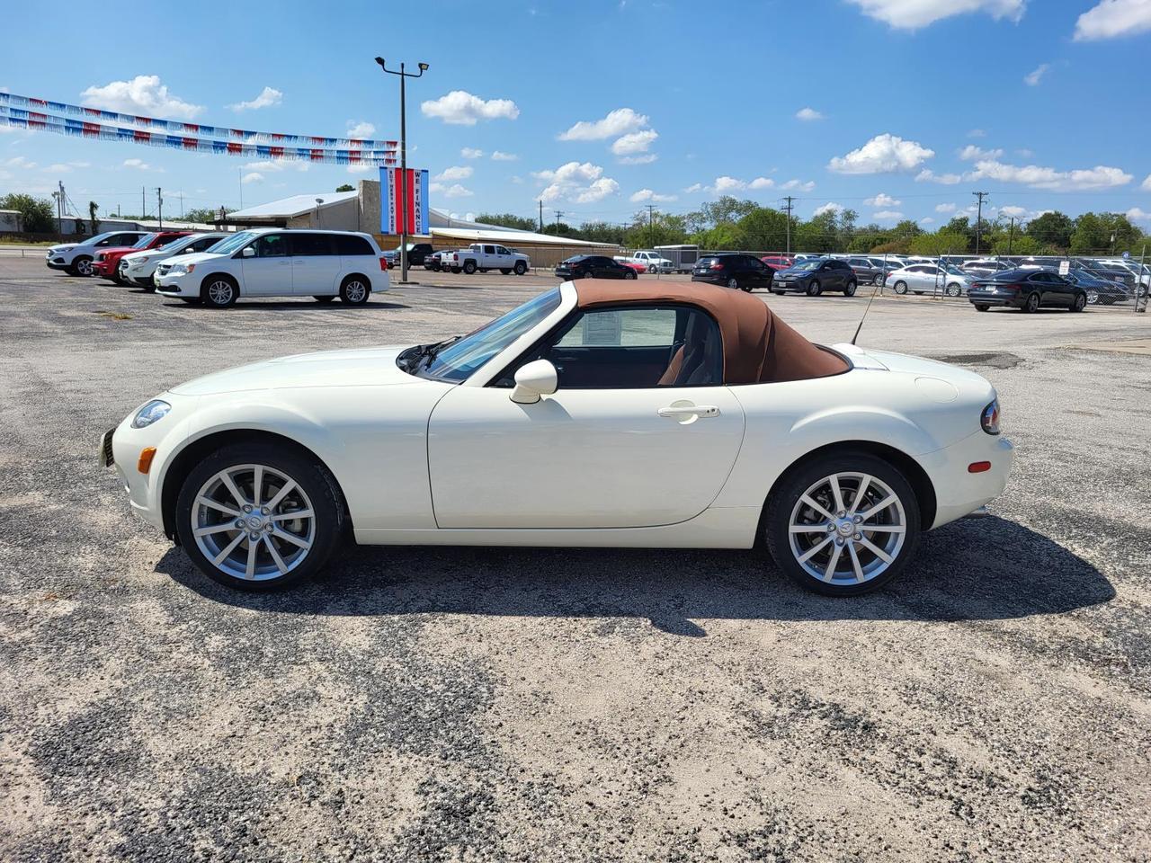 2007 Mazda MX-5 Miata 2dr Conv Auto Grand Touring Beeville TX