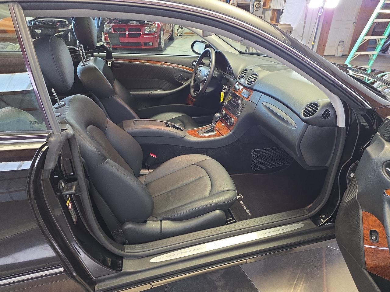 2007 Mercedes Benz CLK 350 photo 30