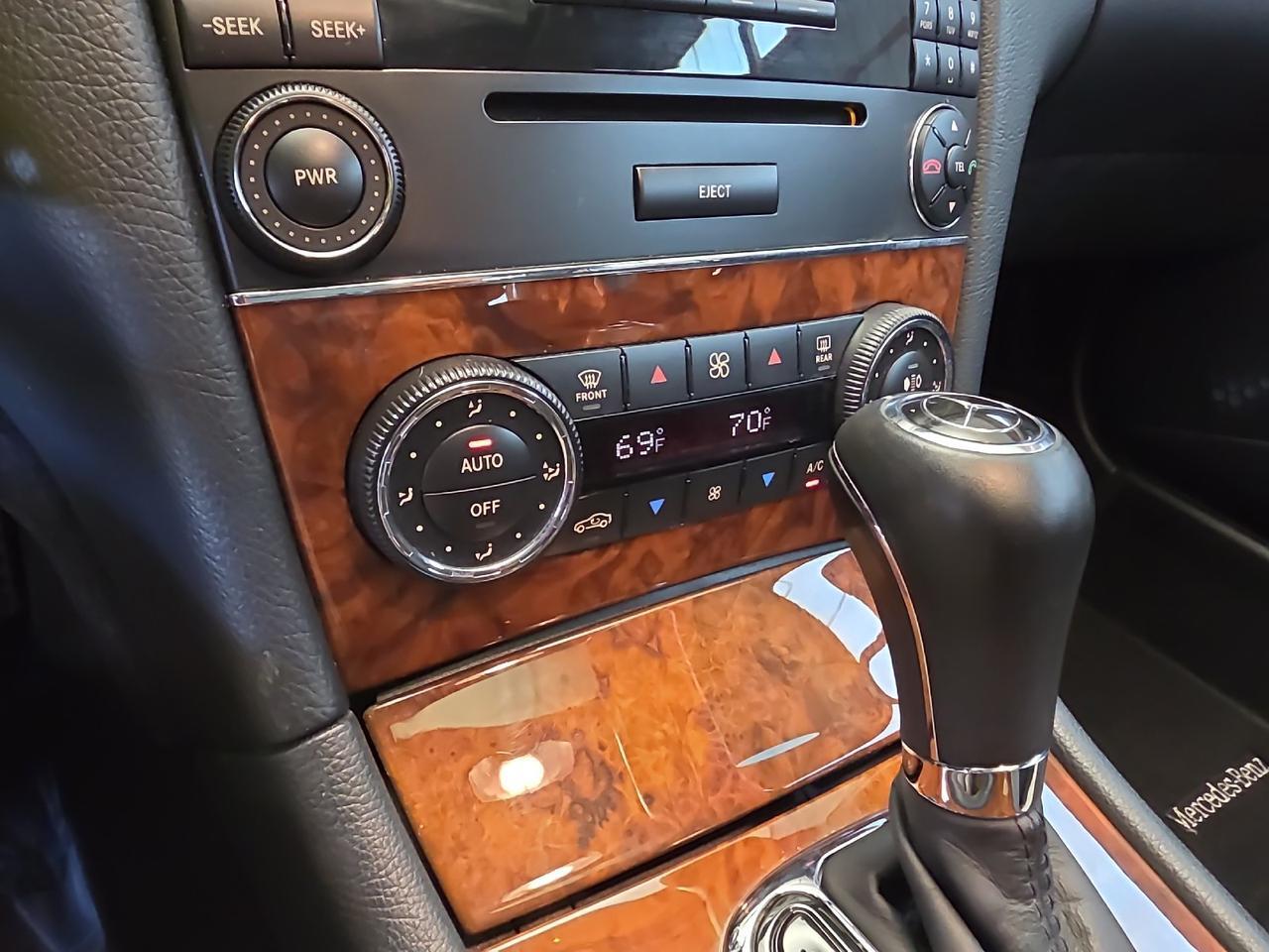 2007 Mercedes-Benz CLK-Class 3.5L Sand Lake NY