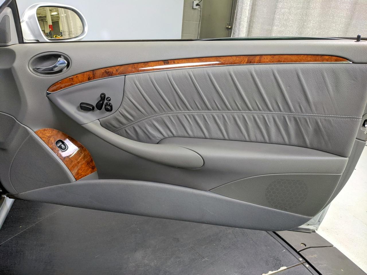 2007 Mercedes-Benz CLK-Class 5.5L St. Charles  IL