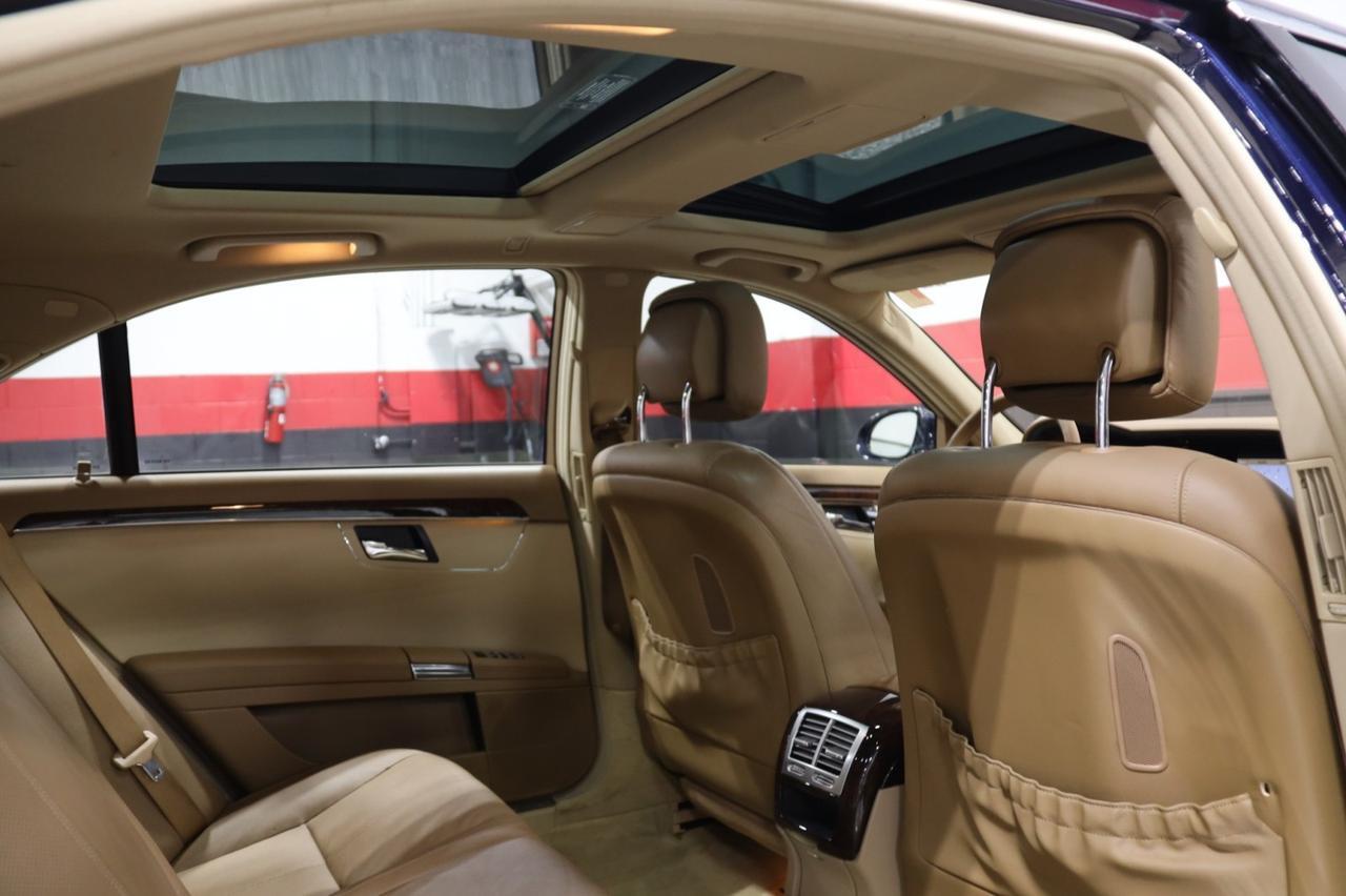 2007 Mercedes-Benz S 550 4MATIC 4dr Sedan Skokie IL