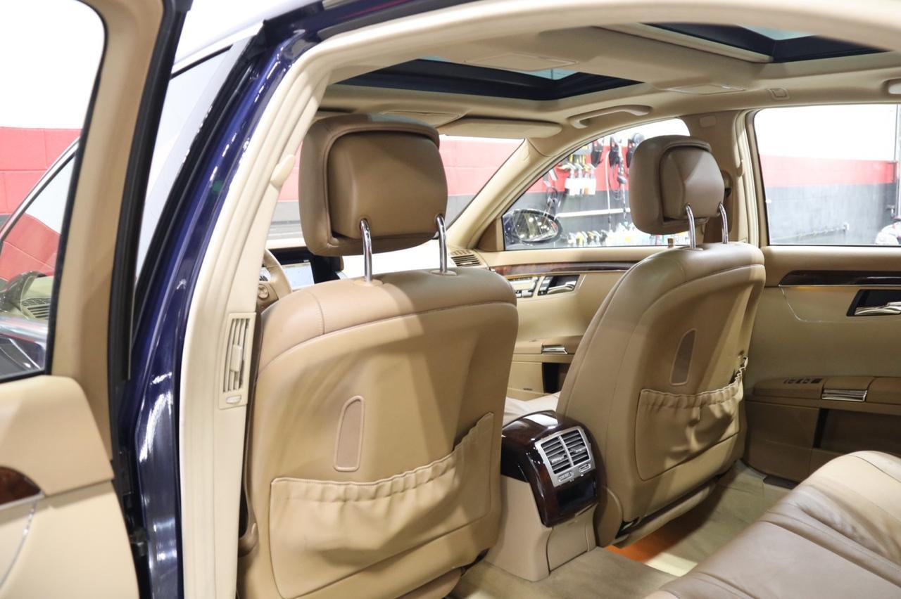 2007 Mercedes-Benz S 550 4MATIC 4dr Sedan Skokie IL