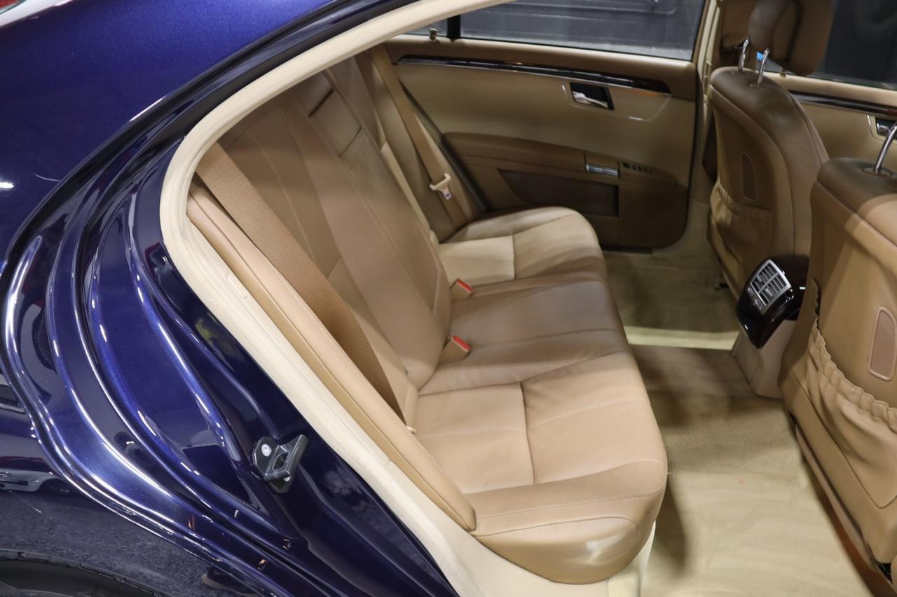 2007 Mercedes-Benz S 550 4MATIC 4dr Sedan Skokie IL