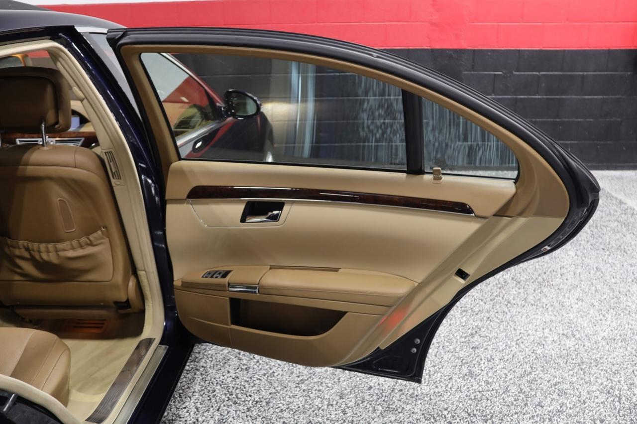 2007 Mercedes-Benz S 550 4MATIC 4dr Sedan Skokie IL