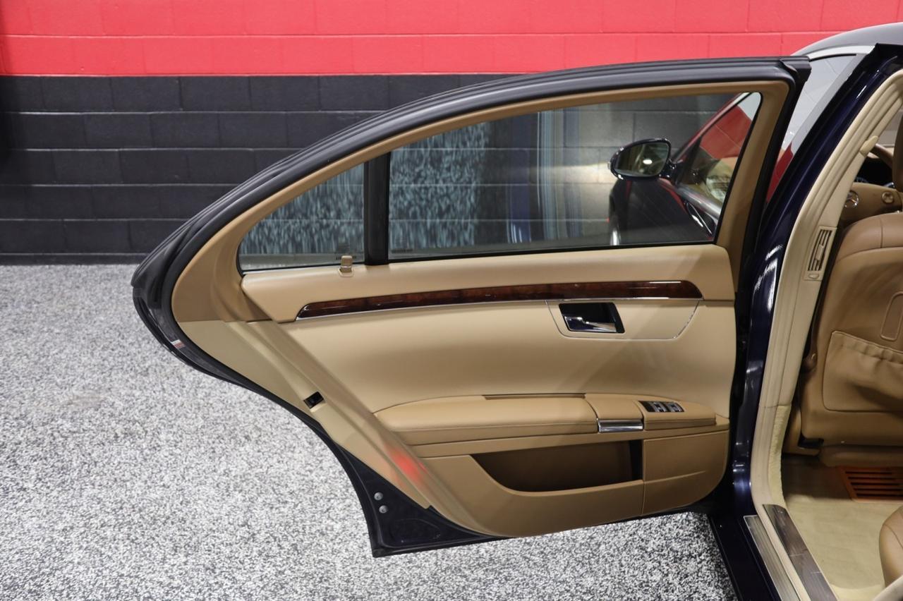 2007 Mercedes-Benz S 550 4MATIC 4dr Sedan Skokie IL