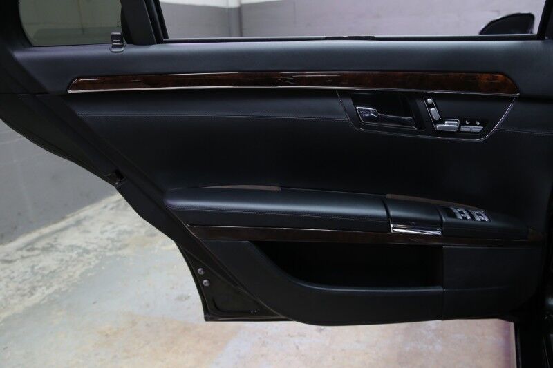 2007 Mercedes-Benz S-Class 5.5L V12 Plainview NY