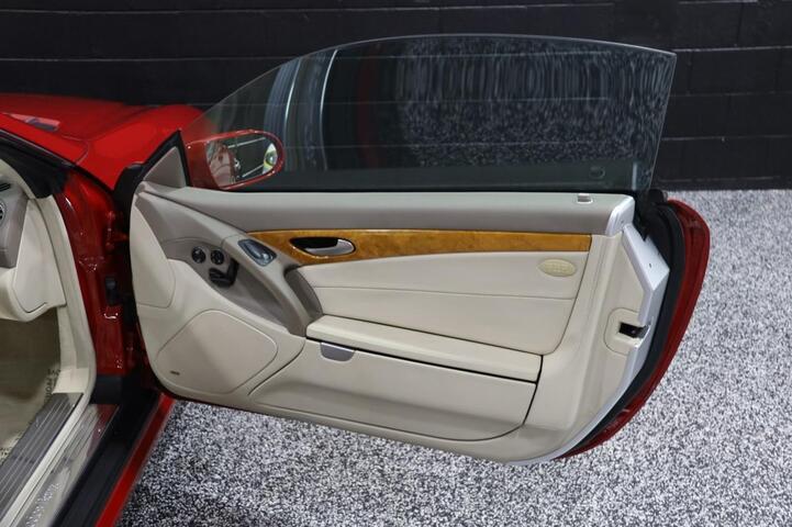 2007 Mercedes-Benz SL 550 AMG Sport 2dr Roadster Chicago IL
