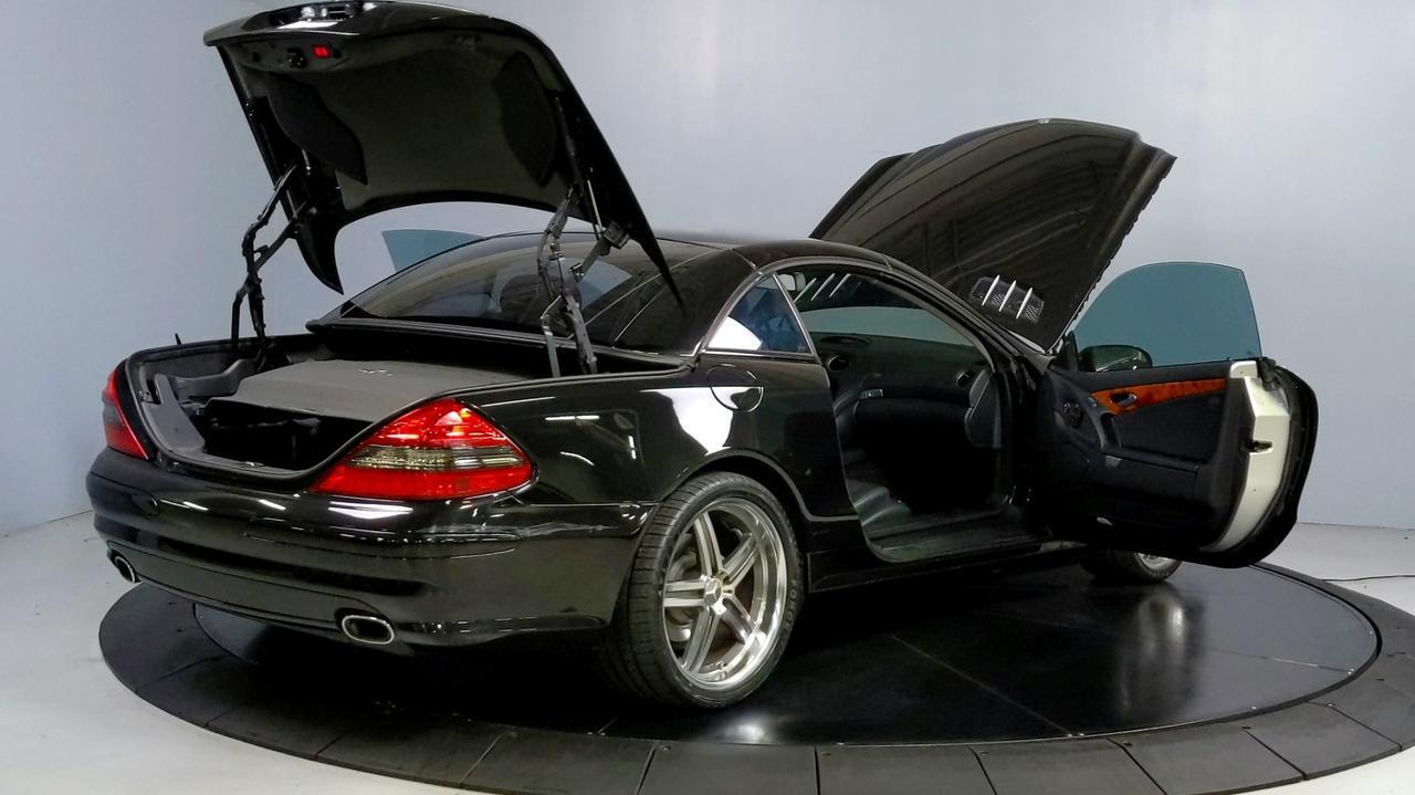 2007 Mercedes-Benz SL-Class 5.5L V8 St. Charles  IL