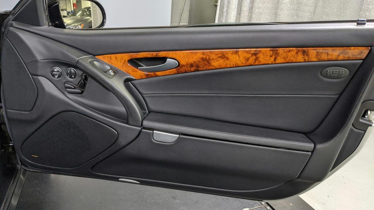 2007 Mercedes-Benz SL-Class 5.5L V8 St. Charles  IL