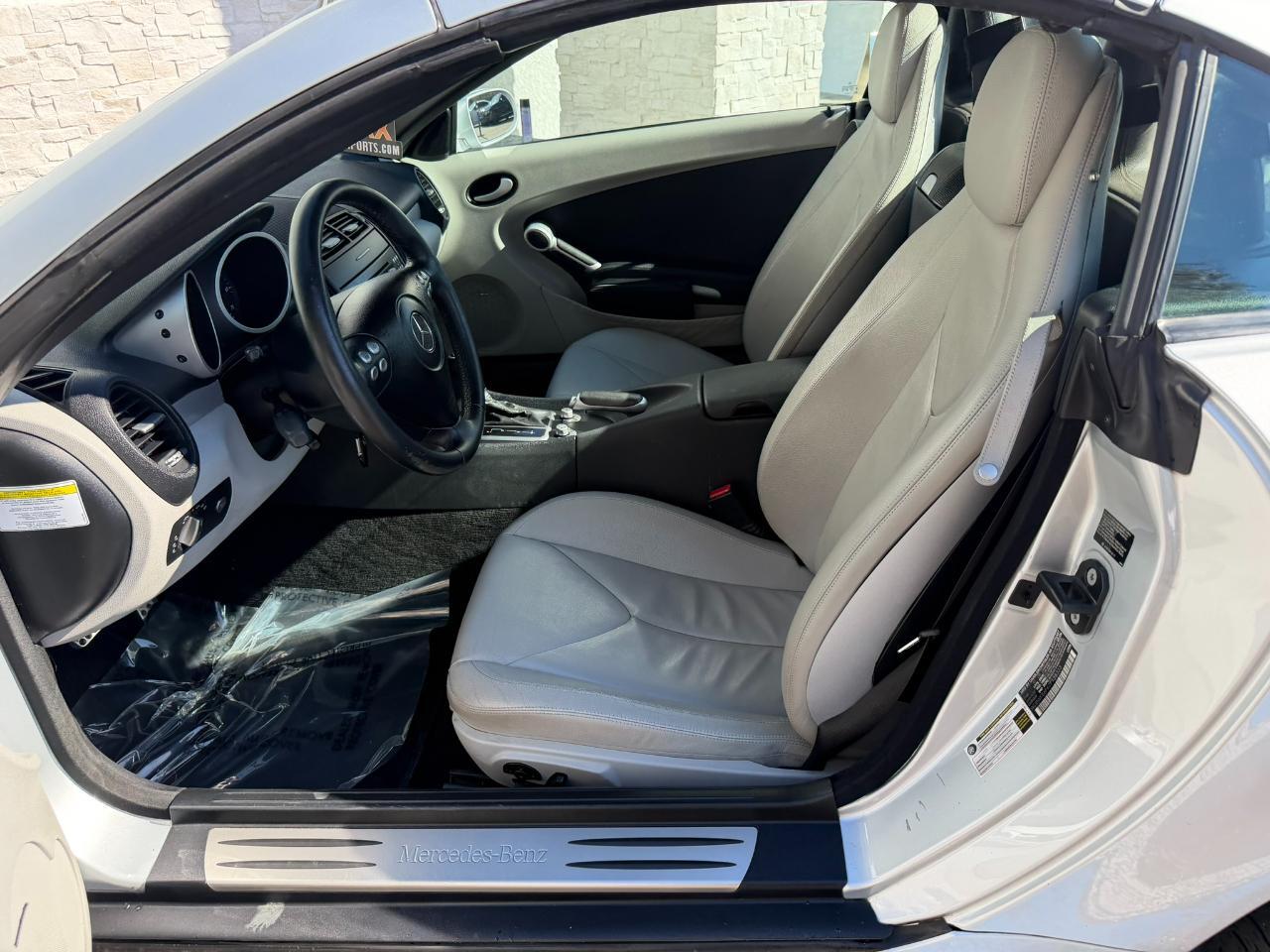 2007 Mercedes-Benz SLK-Class 2dr Roadster 3.5L Jacksonville FL