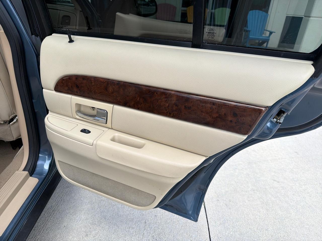 2007 Mercury Grand Marquis LS LOW MILES 52,599 1 OWNER Pompano Beach FL