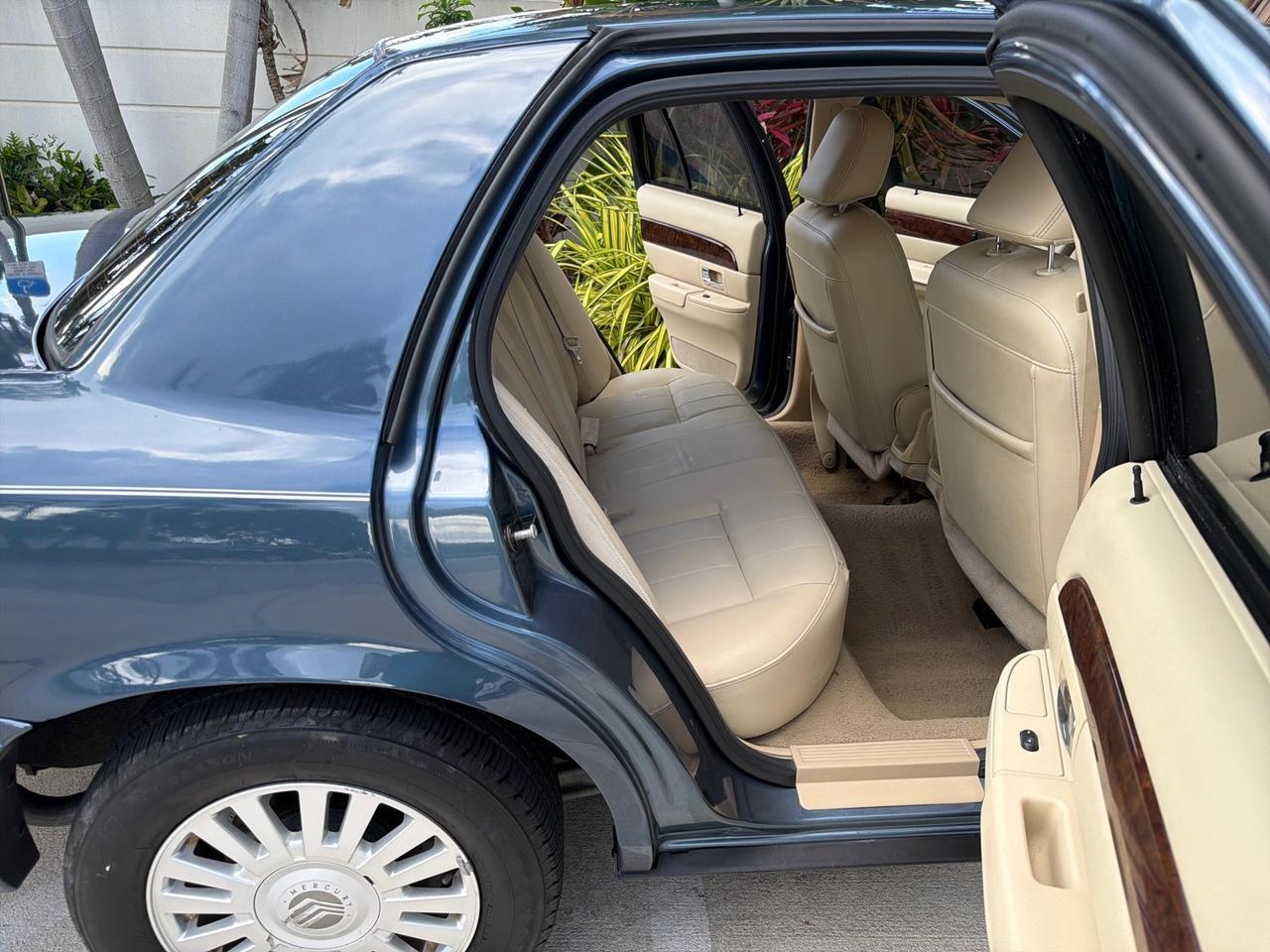 2007 Mercury Grand Marquis LS LOW MILES 52,607 1 OWNER Pompano Beach FL