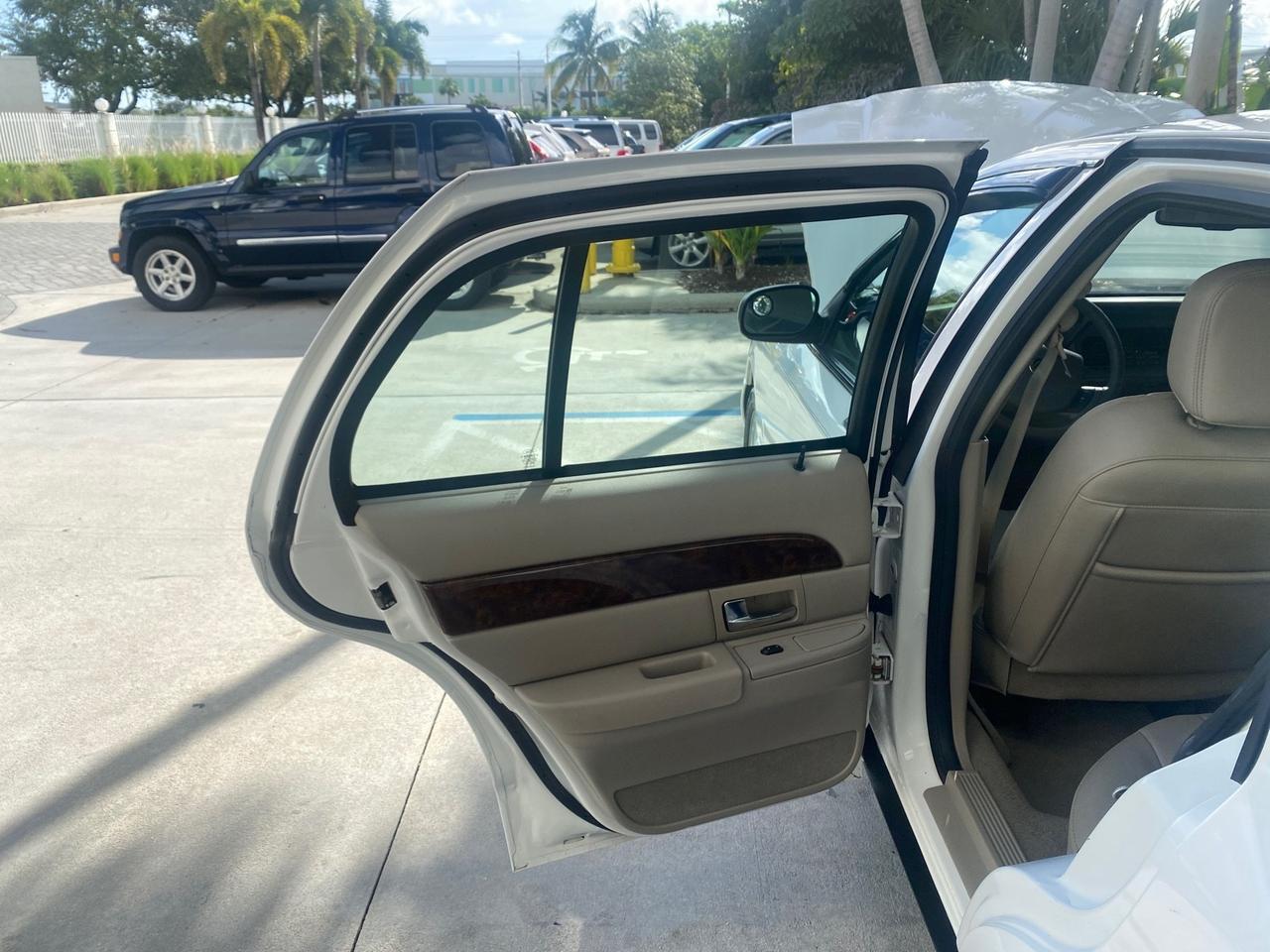 2007 Mercury Grand Marquis LS LOW MILES 62,205 Pompano Beach FL