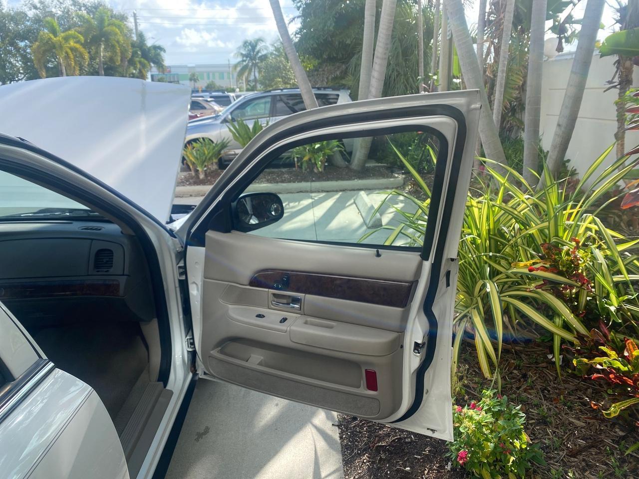 2007 Mercury Grand Marquis LS LOW MILES 62,205 Pompano Beach FL