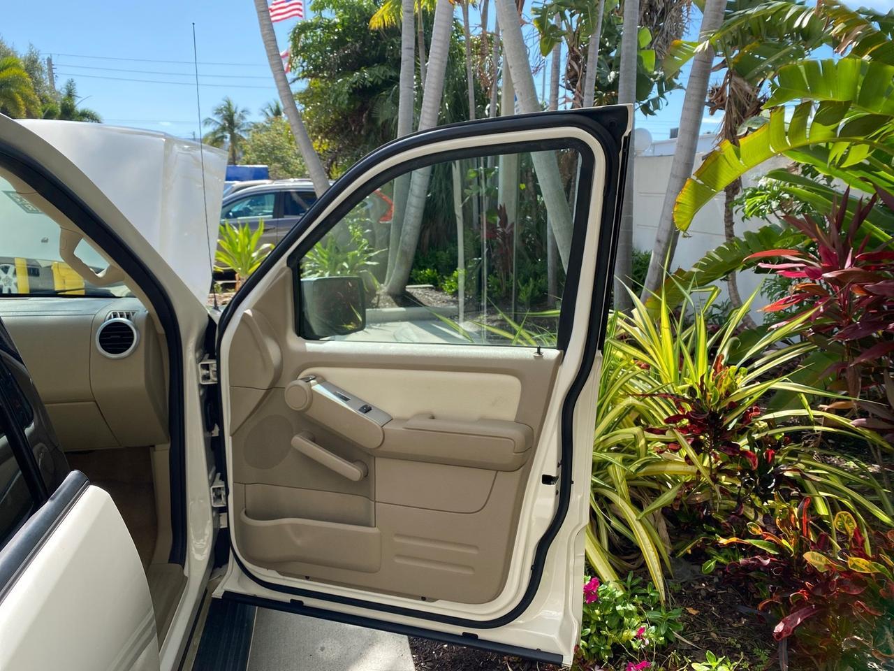 2007 Mercury Mountaineer Premier 1 OWNER Pompano Beach FL