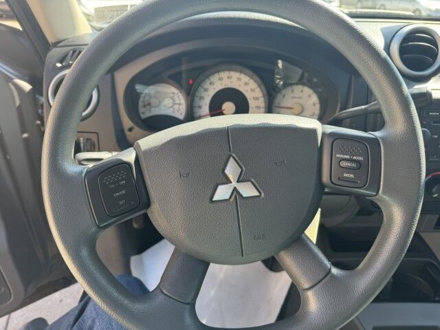2007 Mitsubishi Raider LS North Versailles PA