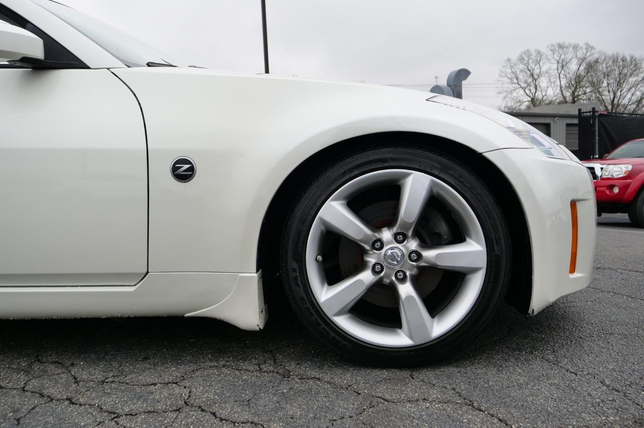 2007 Nissan 350Z Touring Roadster / Navigation / Heated Seats! Lincolnton NC