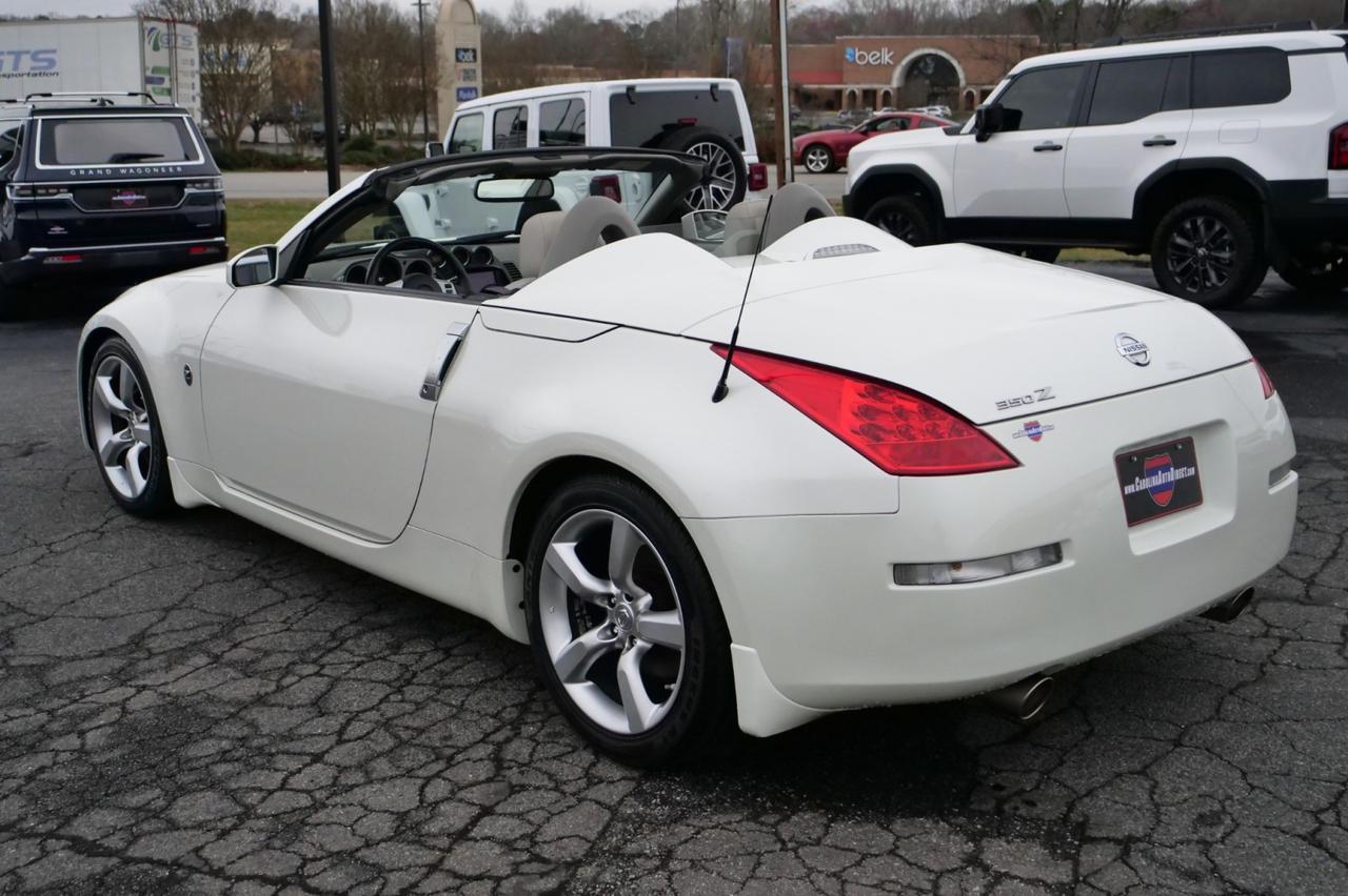 2007 Nissan 350Z Touring Roadster / Navigation / Heated Seats! Lincolnton NC