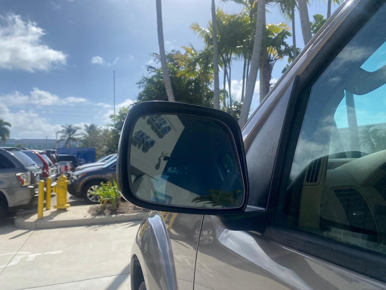 2007 Nissan Pathfinder S LOW MILES 64,259 1 OWNER Pompano Beach FL