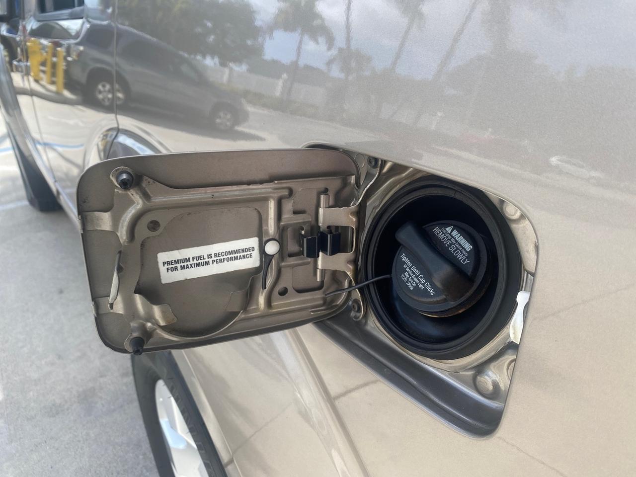 2007 Nissan Pathfinder S LOW MILES 64,259 1 OWNER Pompano Beach FL