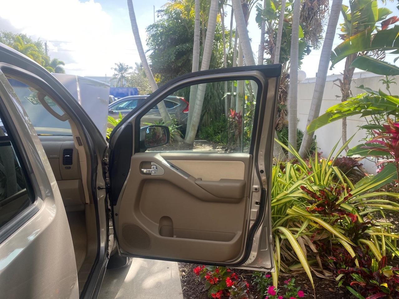 2007 Nissan Pathfinder S LOW MILES 64,259 1 OWNER Pompano Beach FL