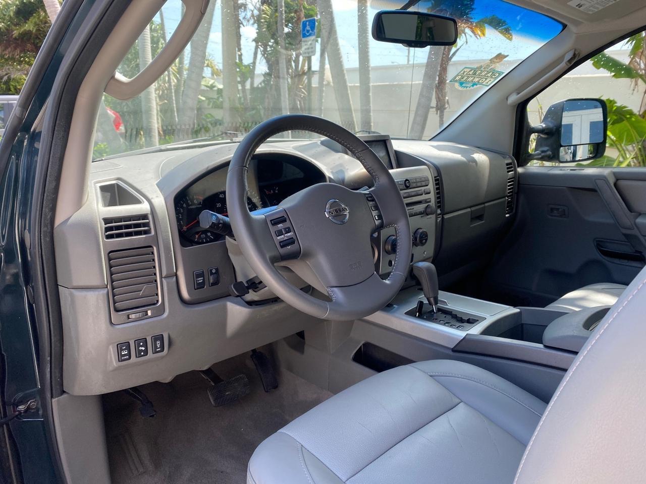 2007 Nissan Titan LE 1 OWNER LOW MILES 39,670 CREW CAB Pompano Beach FL