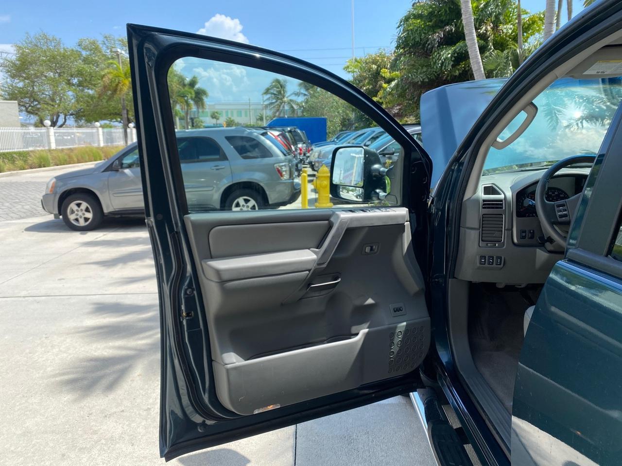 2007 Nissan Titan LE 1 OWNER LOW MILES 39,670 CREW CAB Pompano Beach FL