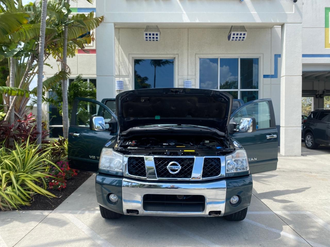 2007 Nissan Titan LE 1 OWNER LOW MILES 39,670 CREW CAB Pompano Beach FL