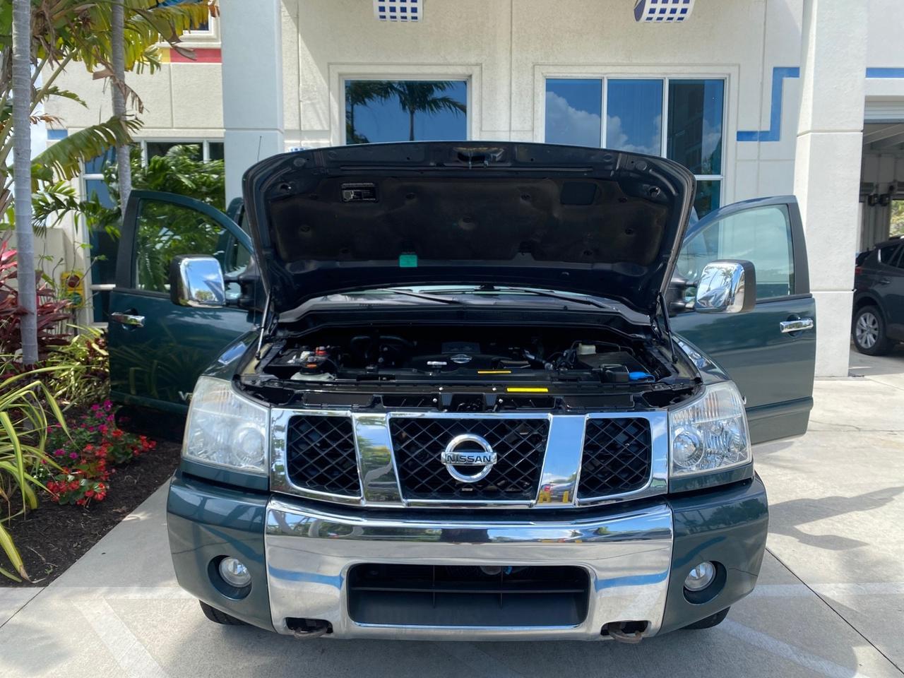 2007 Nissan Titan LE 1 OWNER LOW MILES 39,670 CREW CAB Pompano Beach FL