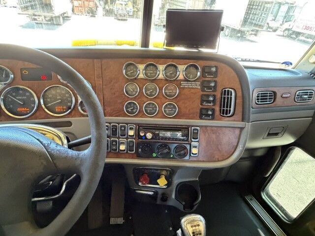 2007 Peterbilt 378 Extended Cab 35-Ton Miller Vulcan V70 Heavy Duty Wrecker Truck Miami FL