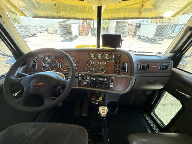 2007 Peterbilt 378 Extended Cab 35-Ton Miller Vulcan V70 Heavy Duty Wrecker Truck Miami FL
