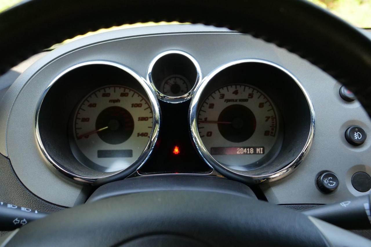 2007 Pontiac Solstice Convertible / Premium Package / Convenience Package! High Point NC