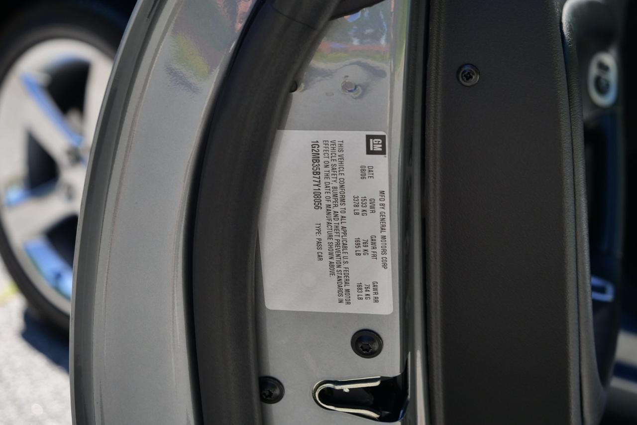 2007 Pontiac Solstice Convertible / Premium Package / Convenience Package! Lincolnton NC