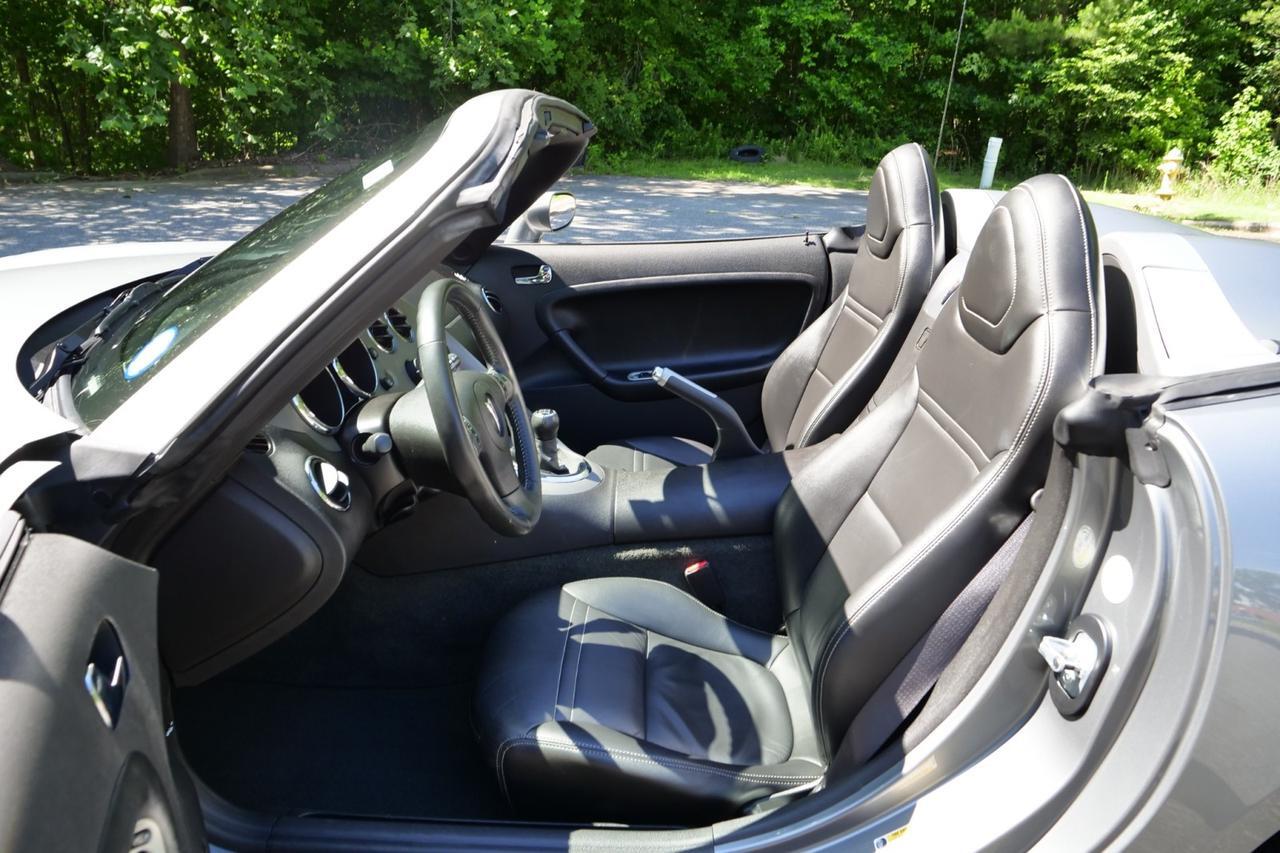 2007 Pontiac Solstice Convertible / Premium Package / Convenience Package! Lincolnton NC