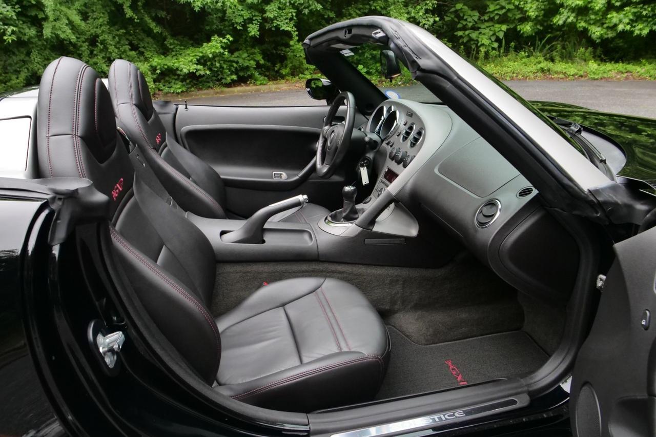 2007 Pontiac Solstice GXP Convertible / Premium Package / Manual! Lincolnton NC