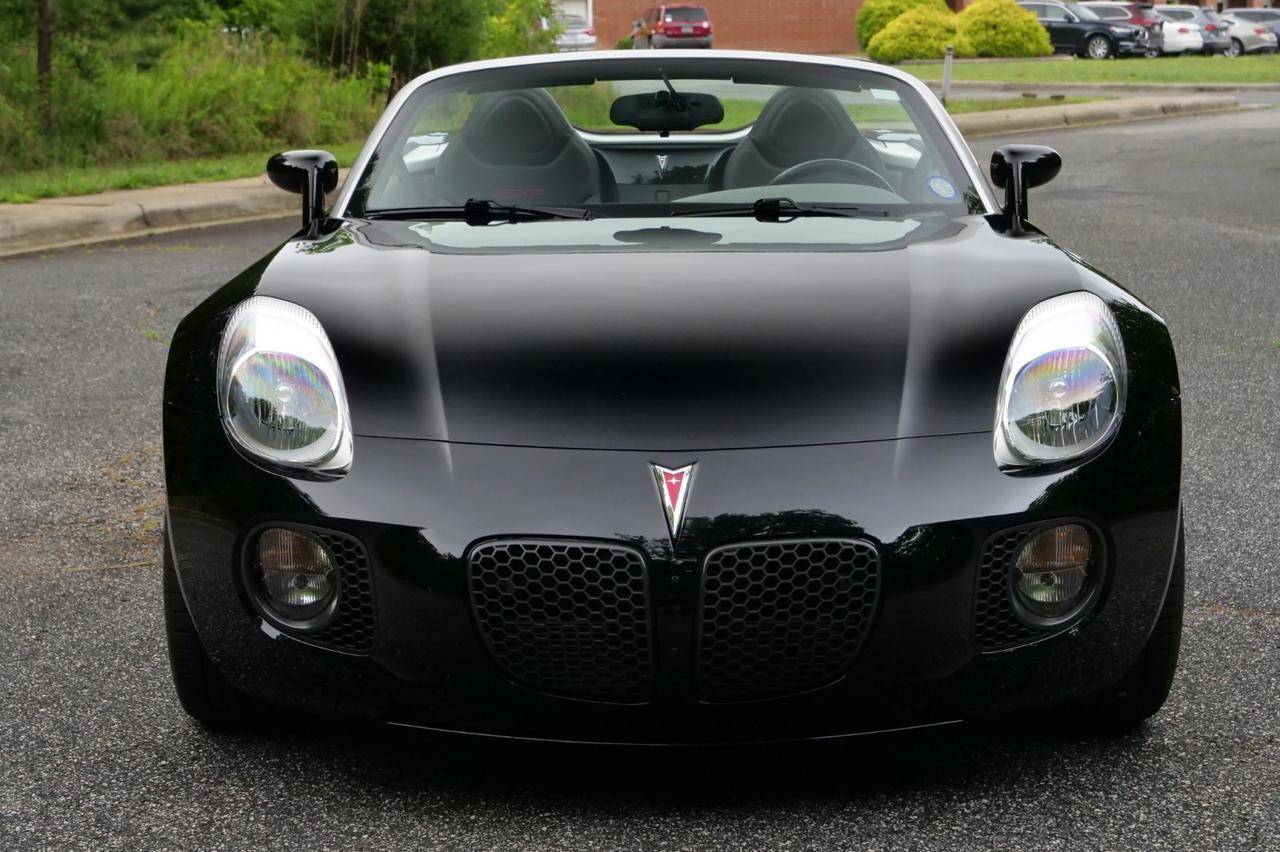 2007 Pontiac Solstice GXP Convertible / Premium Package / Manual! Lincolnton NC