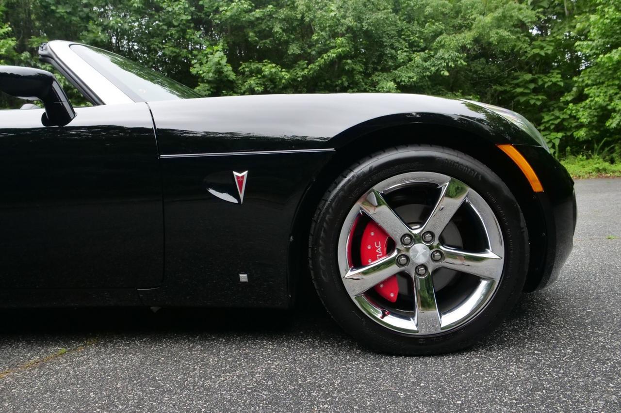 2007 Pontiac Solstice GXP Convertible / Premium Package / Manual! Lincolnton NC