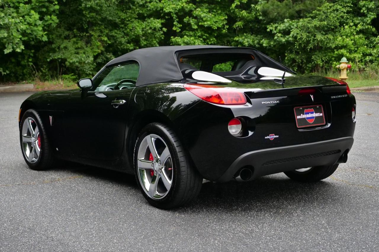 2007 Pontiac Solstice GXP Convertible / Premium Package / Manual! Lincolnton NC
