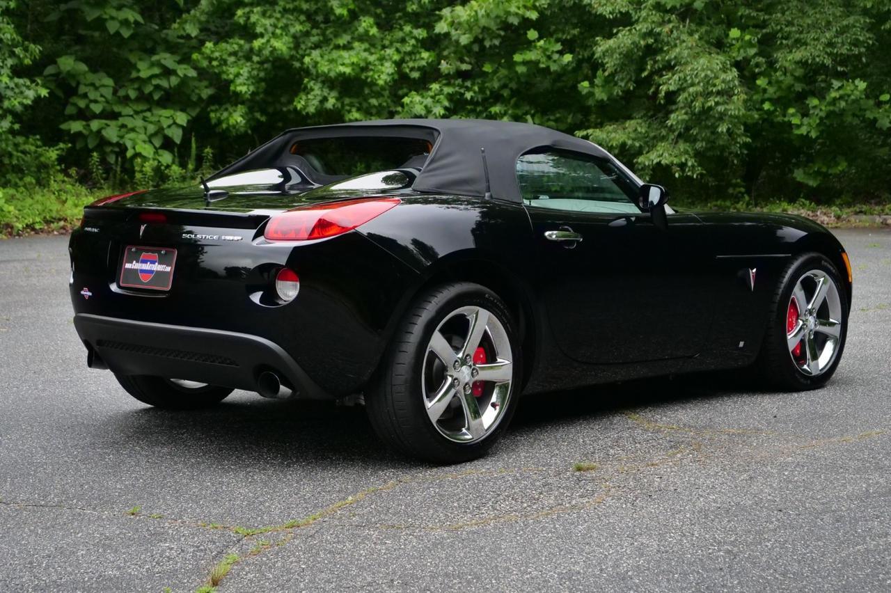 2007 Pontiac Solstice GXP Convertible / Premium Package / Manual! Lincolnton NC