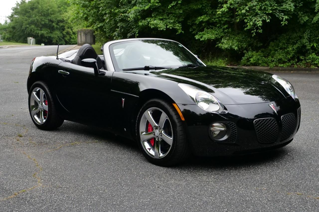 2007 Pontiac Solstice GXP Convertible / Premium Package / Manual! Lincolnton NC