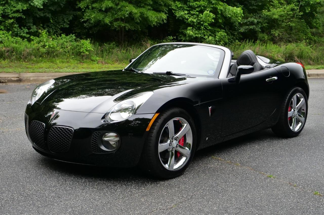 2007 Pontiac Solstice GXP Convertible / Premium Package / Manual! Lincolnton NC