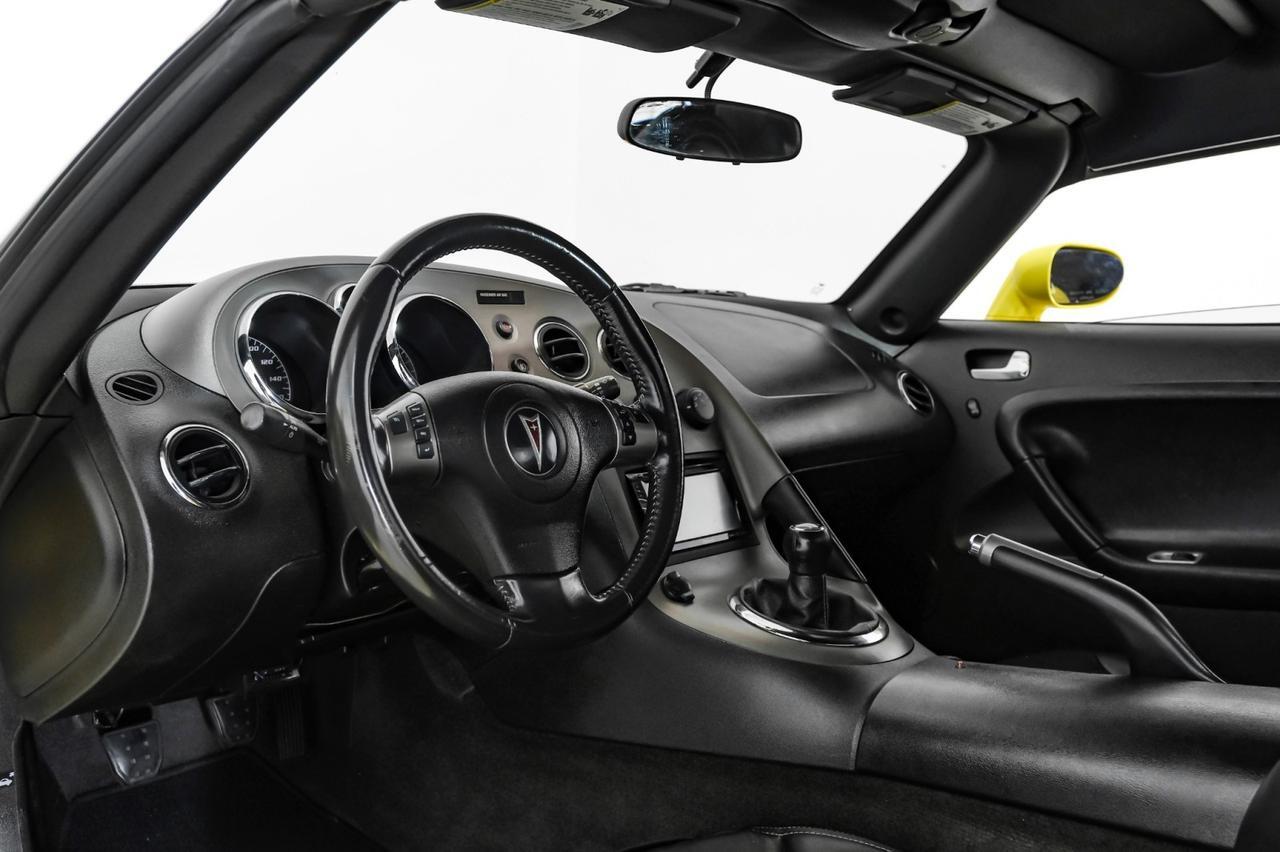 2007 Pontiac Solstice GXP LEATHER SEATS LEATHER STEERING WHEEL CRUISE CONTROL ALLOY WHEELS Carrollton TX