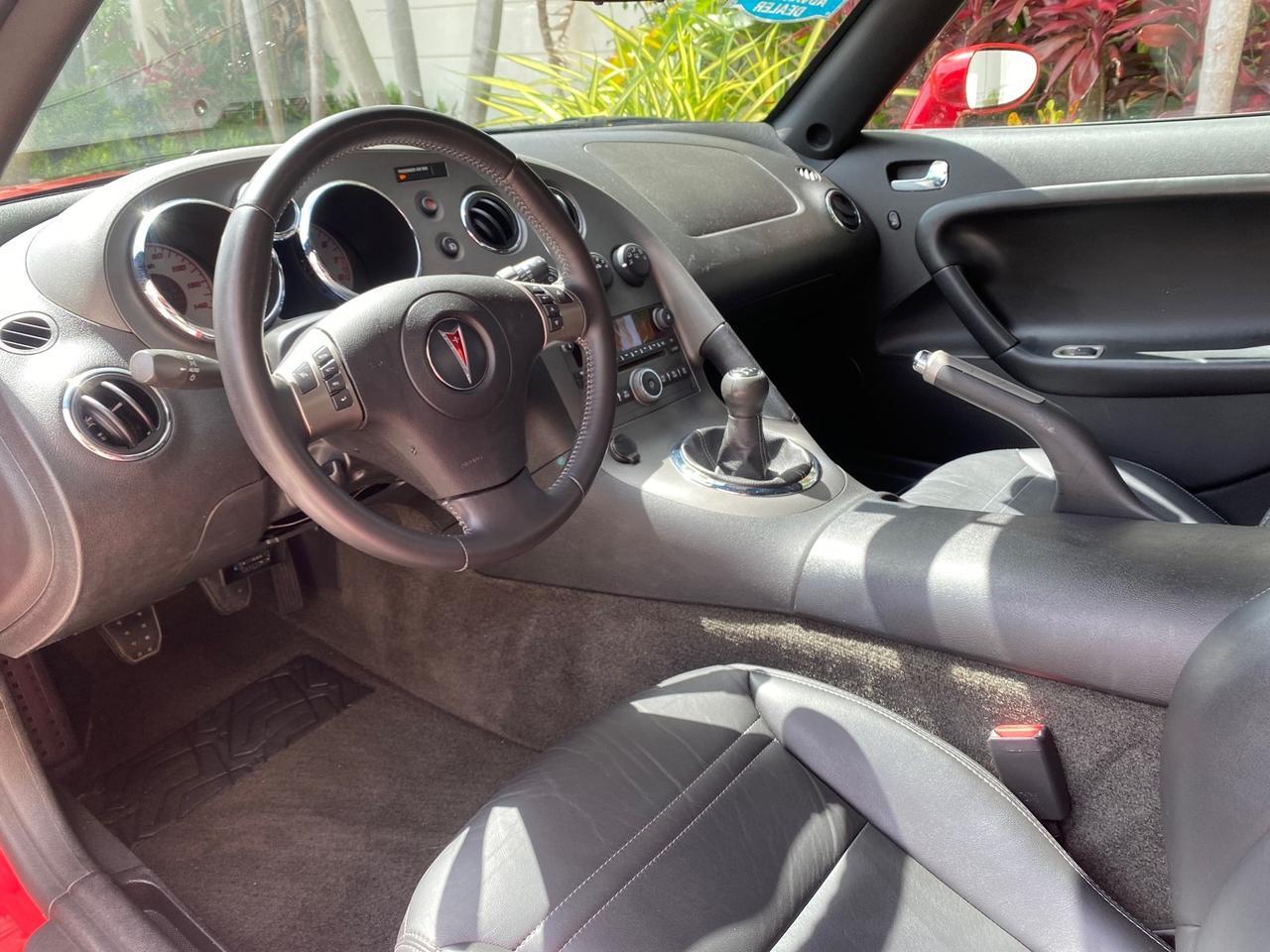 2007 Pontiac Solstice LOW MILES 38,147 5SPD AC Pompano Beach FL