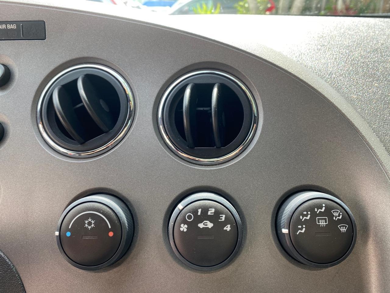 2007 Pontiac Solstice LOW MILES 38,147 5SPD AC Pompano Beach FL
