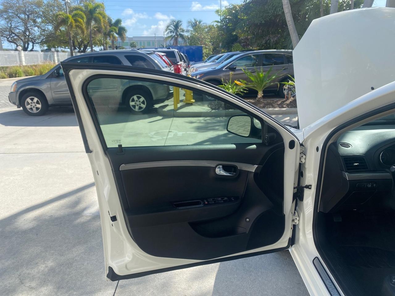 2007 Saturn Aura XR SEDAN LOW MILES 37,618 Pompano Beach FL