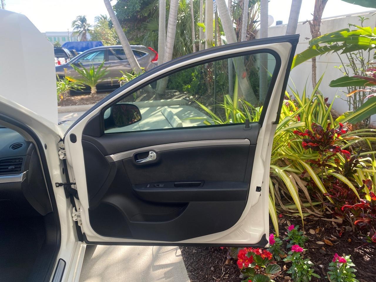 2007 Saturn Aura XR SEDAN LOW MILES 37,618 Pompano Beach FL