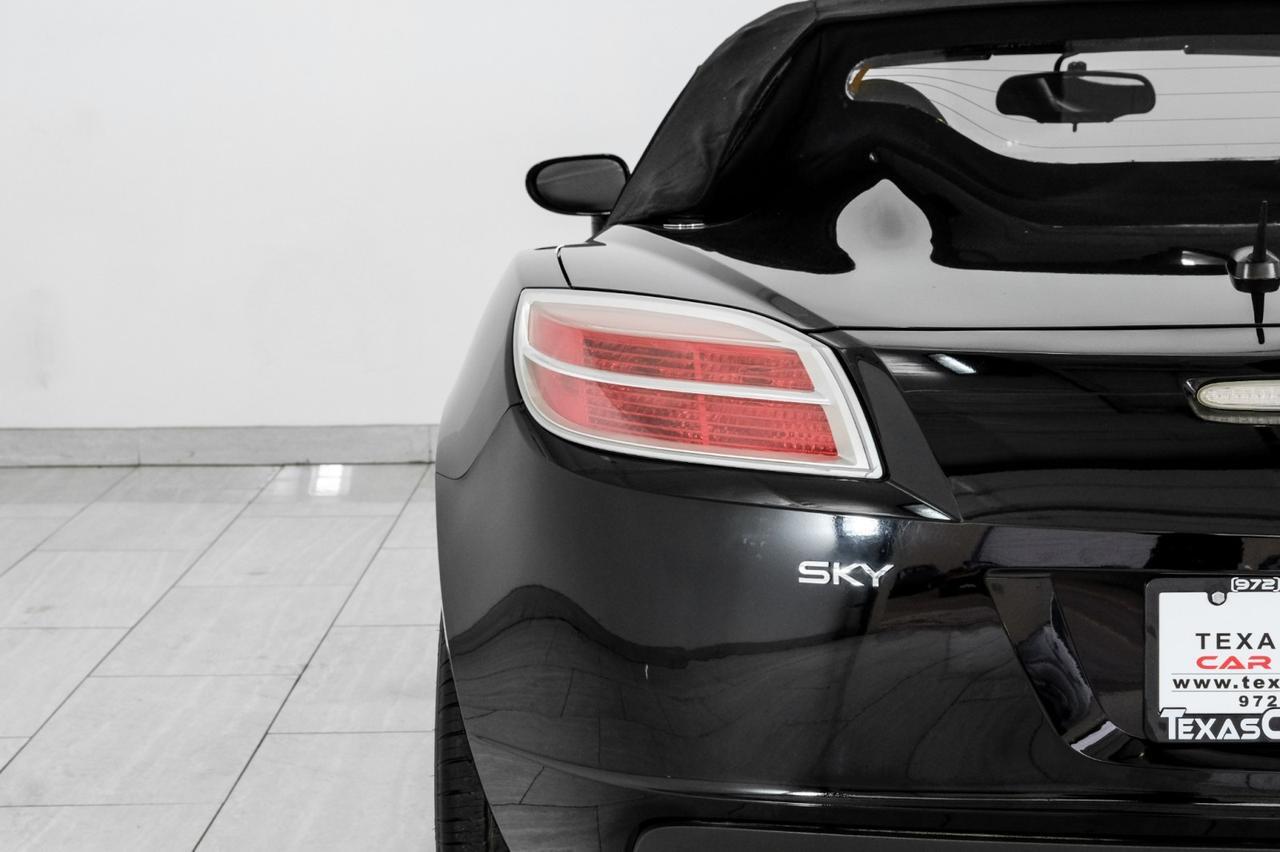 2007 Saturn Sky Roadster - Photo 27